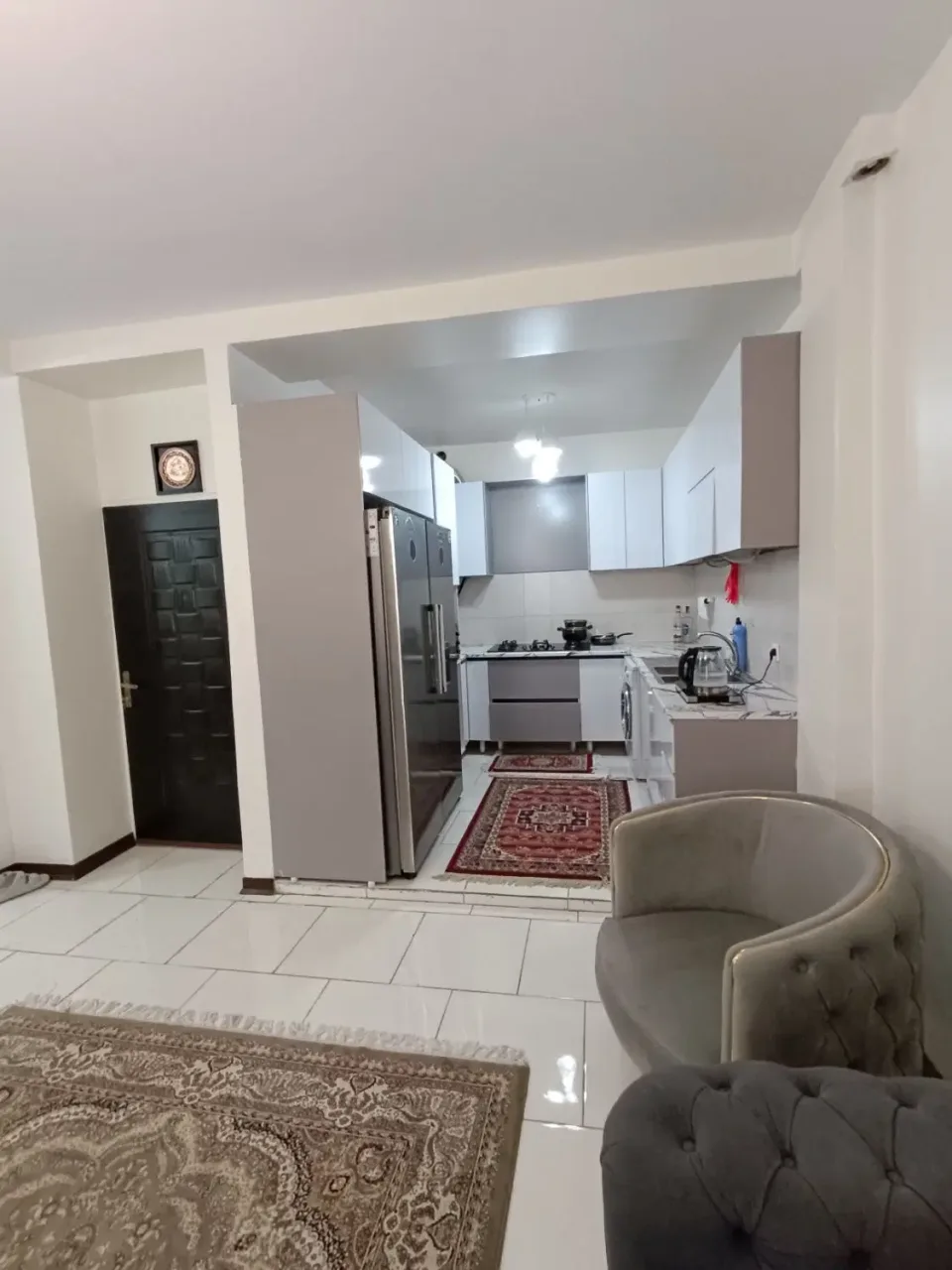 آپارتمان ۶۵ متری یک‌خوابه با آسانسور در خرمدشت