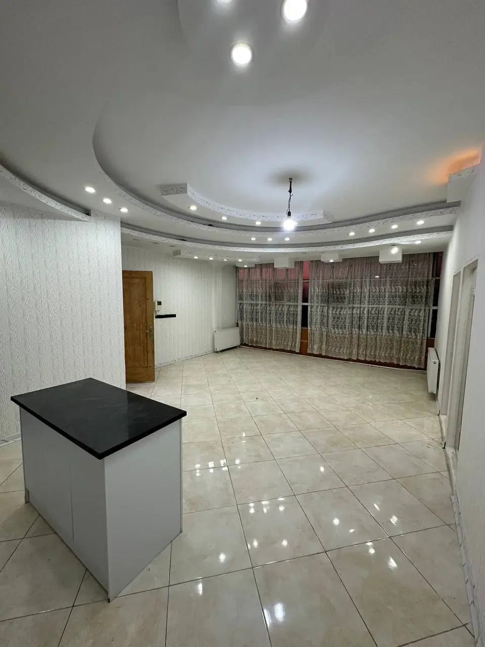اجاره آپارتمان ۹۵ متری دوخوابه در حیدرآباد