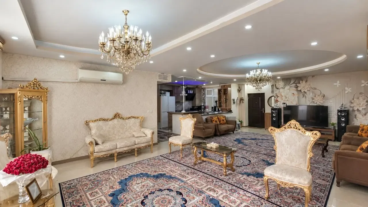 آپارتمان ۱۲۶ متری سه‌خوابه با سند تک‌برگ در باغستان