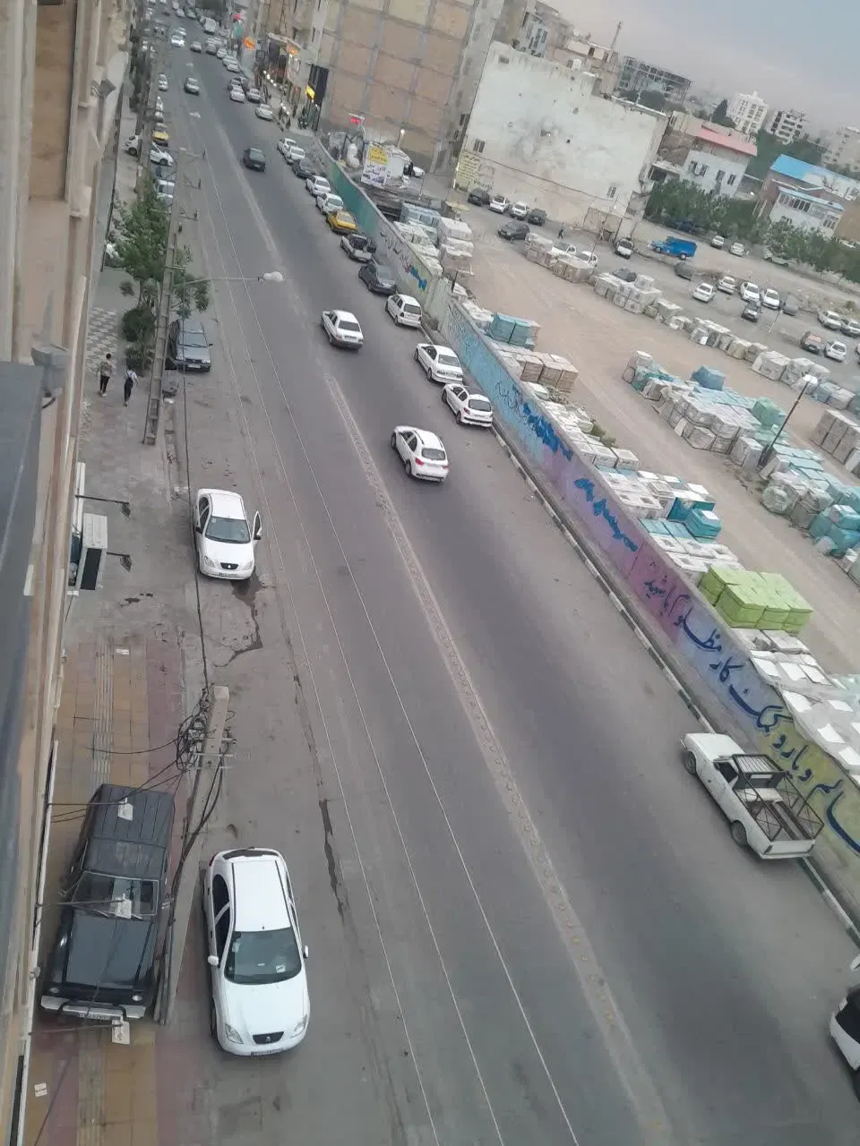 ۷۰ متر آپارتمان یک‌خوابه با بالکن در خرمدشت