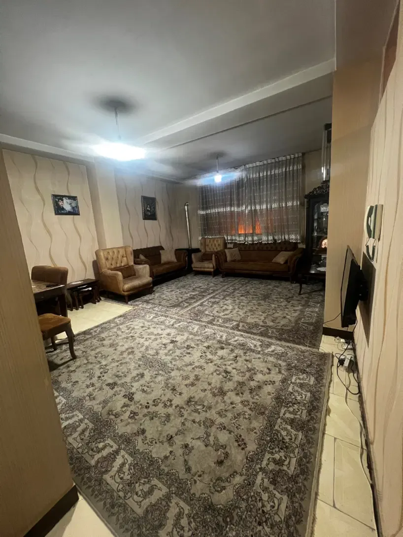 آپارتمان ۸۵ متری دوخوابه خرمدشت