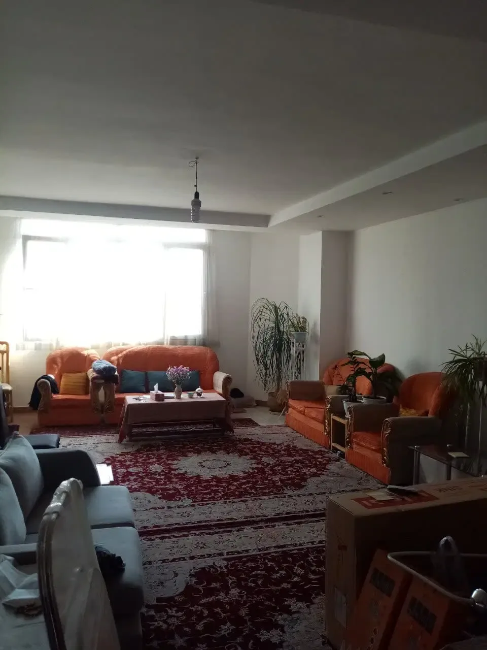 اجاره آپارتمان ۱۱۰ متری دوخوابه بازسازی‌شده در ساسانی