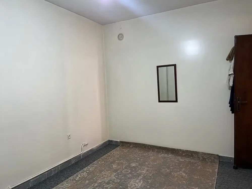 اجاره آپارتمان ۷۰ متری دوخوابه تک‌واحدی در ساسانی