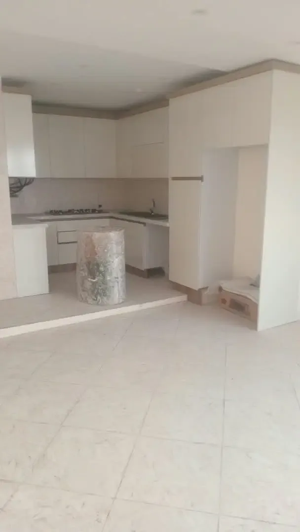 اجاره آپارتمان ۹۲ متری دوخوابه در ساسانی