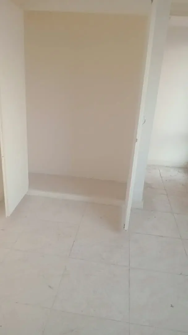 اجاره آپارتمان ۹۲ متری دوخوابه در ساسانی