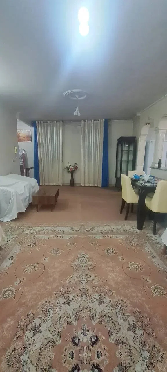 اجاره آپارتمان ۹۰ متری دوخوابه در ساسانی