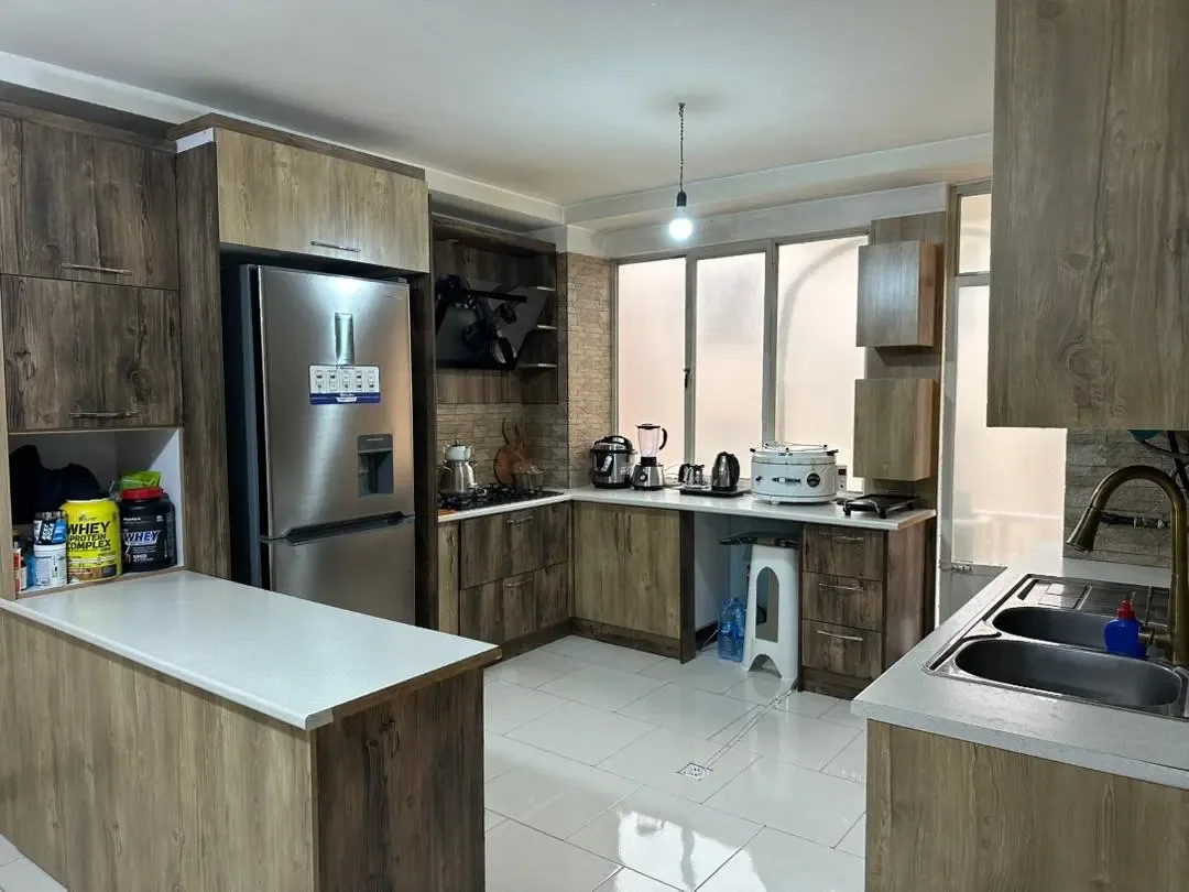 فروش آپارتمان ۹۳ متری دوخوابه در کمال‌شهر