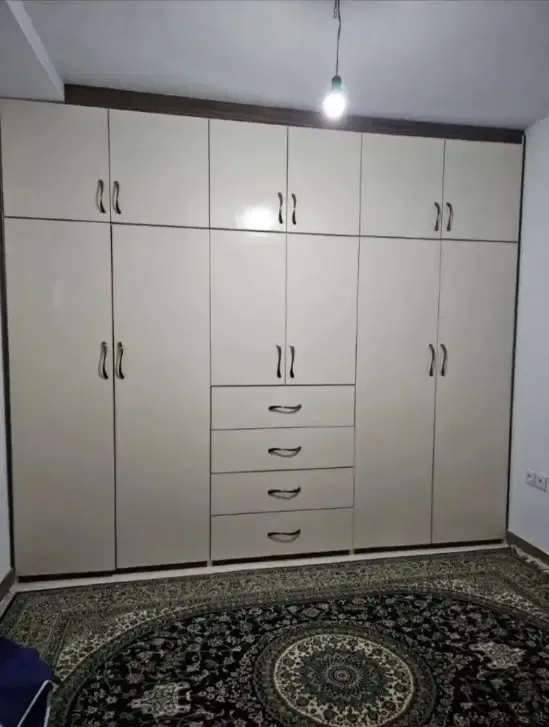 ۱۰۰ متر، دوخوابه با پارکینگ در کمال‌شهر